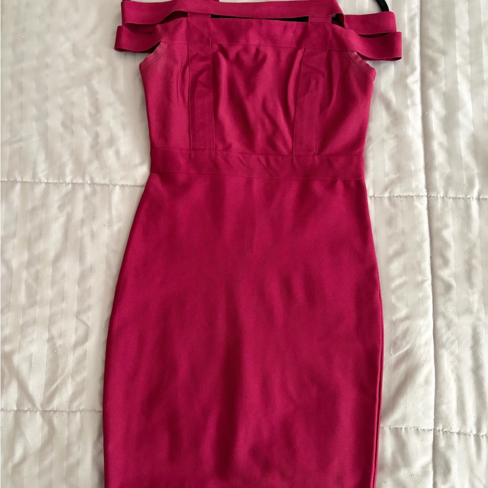 Elegant Burgundy Off-Shoulder Bodycon Dress